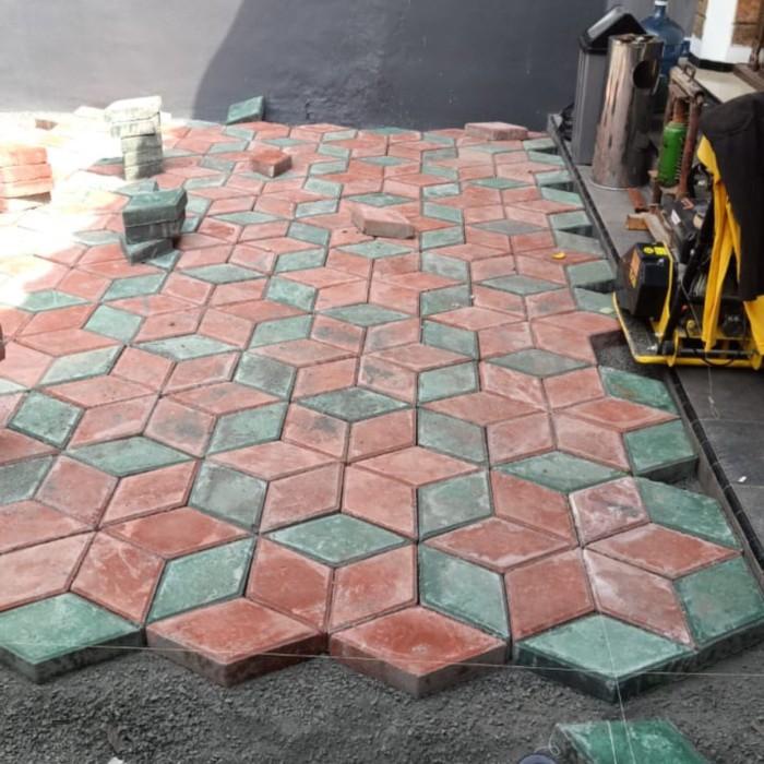 Installing asphalt