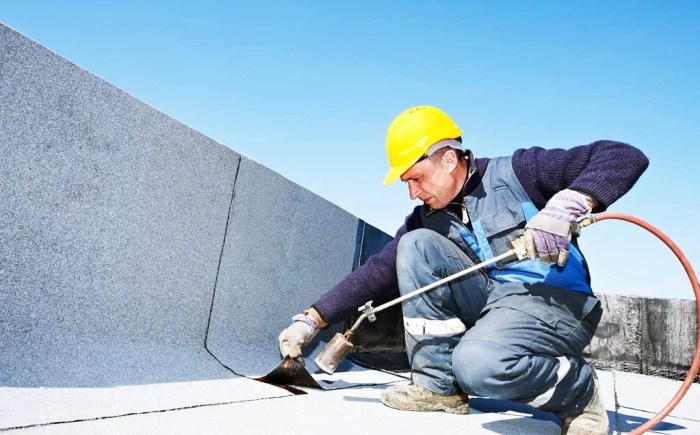 Flat roof replacement contractors